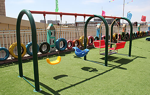 米兰·(milan)·运动秋千乐园