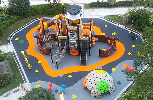 米兰·(milan)·运动游乐海盗船房地产社区案例